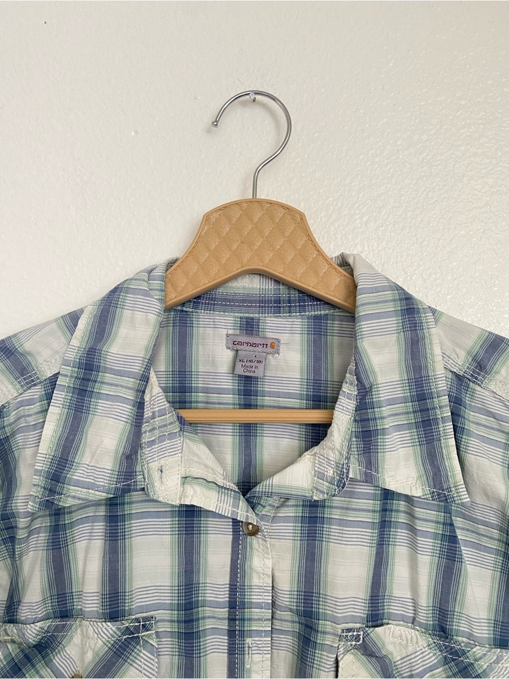 Carhartt Utility Button-Up Shirt with Roll-Tab Sleeves - Size XL - Picture 11 of 16
